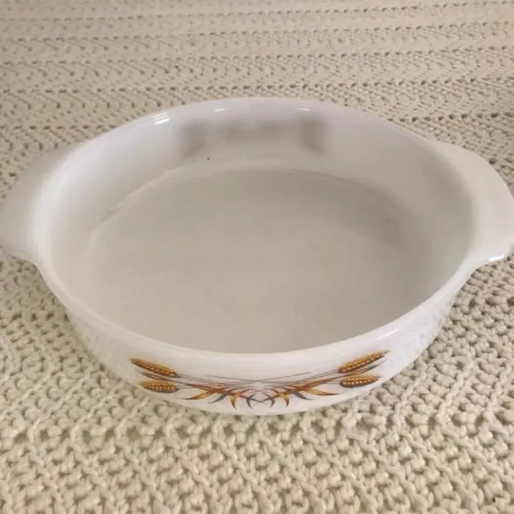 Vintage fire king wheat casserole dish￼